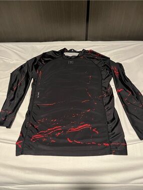 Men's Long Sleeve Rash Guard, for jiu jitsu, or combat sports. Size L